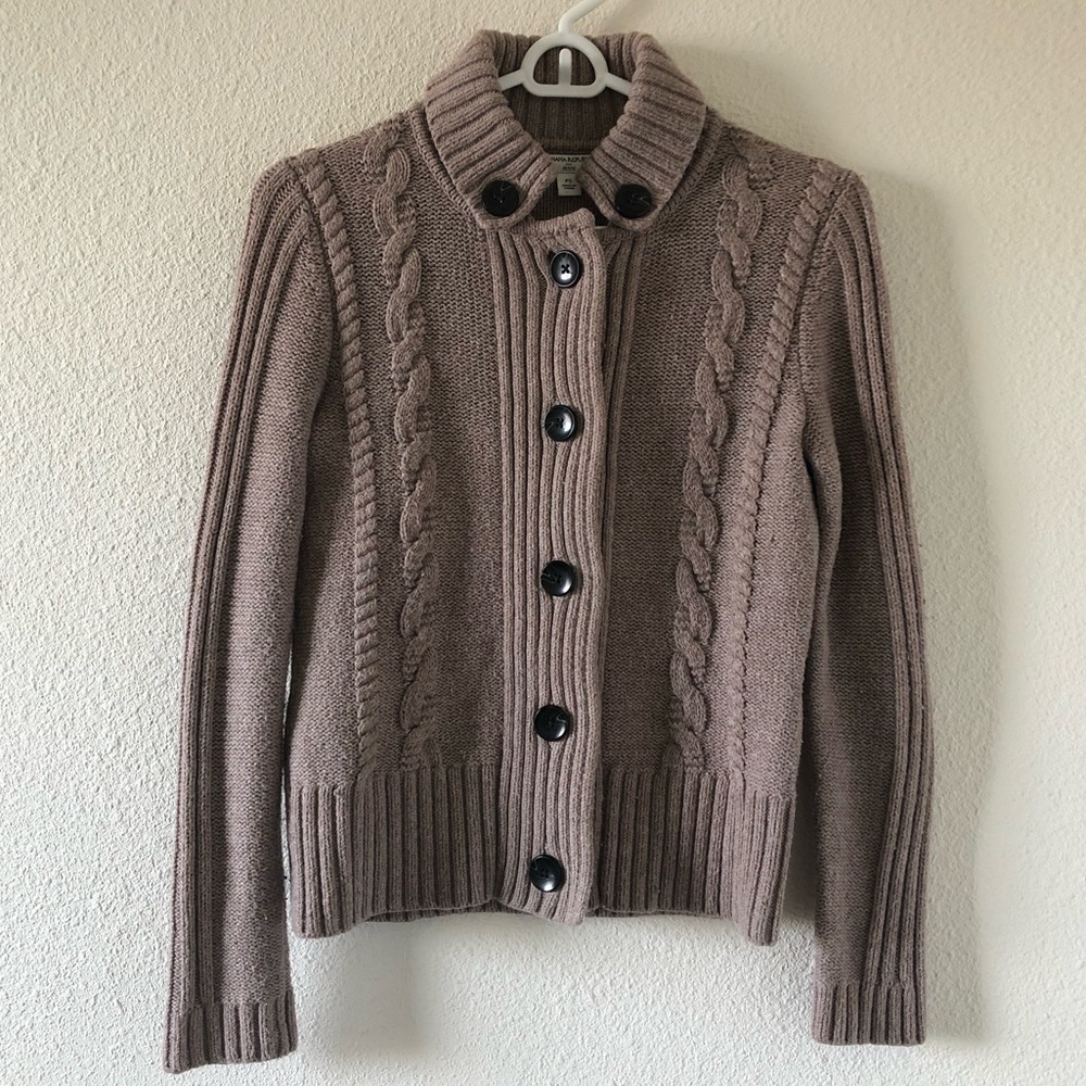 - Banana Republic Beige Cable Knit Button Up Sweater Women Petite Small
